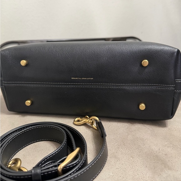 Coach soft empire 28 Black Leather Satchel with Gold Accents - Picture 3 of 10